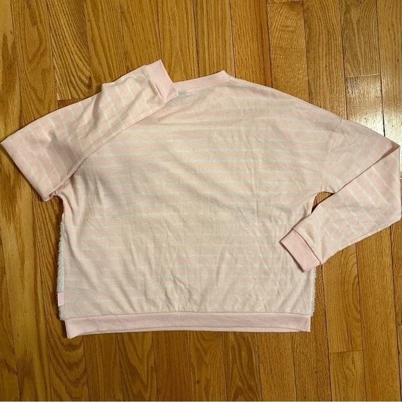 Hello Kitty Giant Face Oversized 3D Bow Sherpa Head Striped Shirt Women’s L RARE - Picture 4 of 8